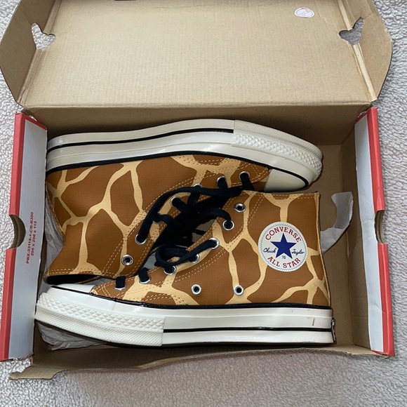 Converse Shoes - NWT Chuck Taylor Converse Unisex Flax/Brown/Egret Mens 5.5 Womens 7.5